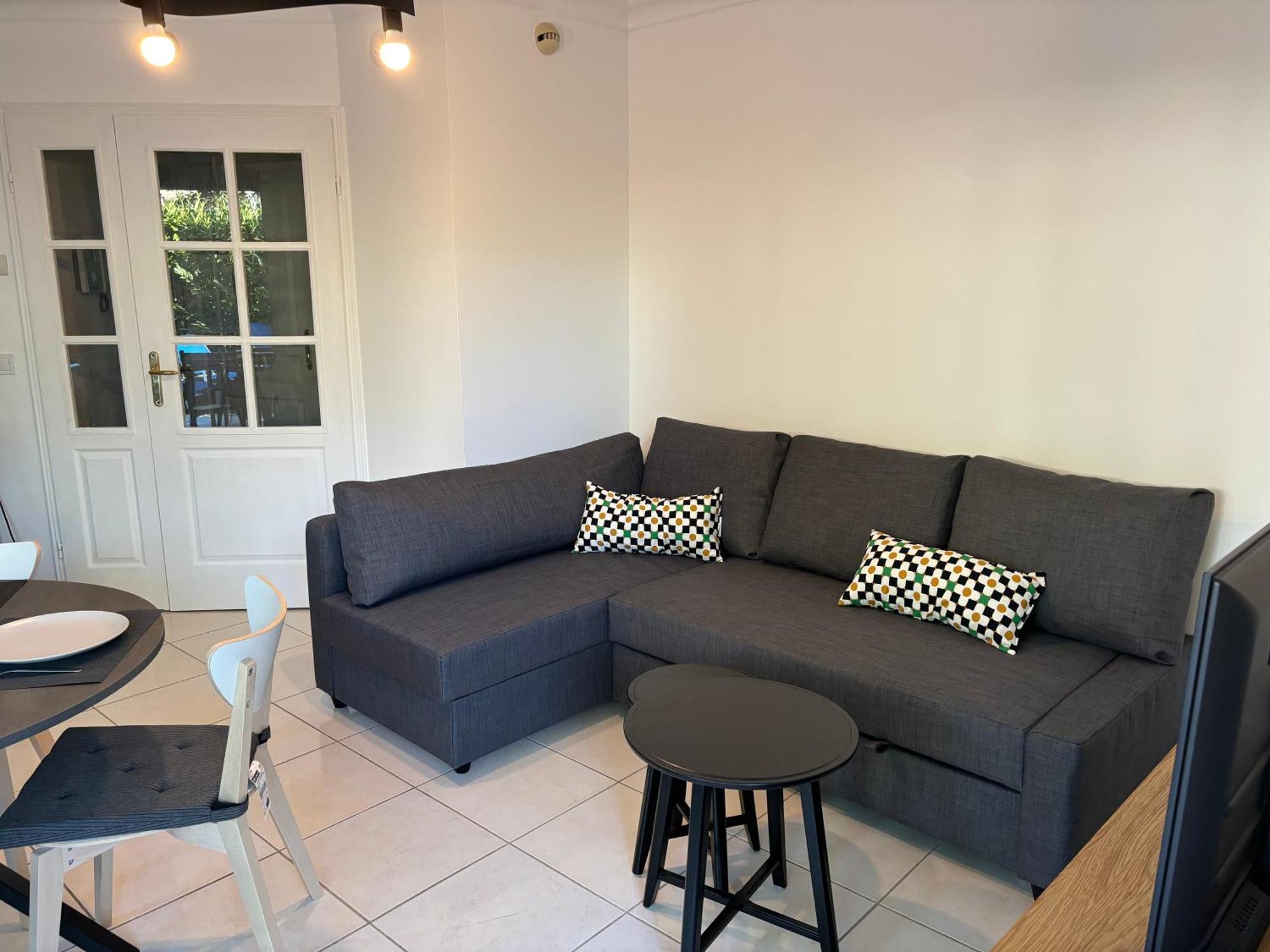 Beachside Apartment With Pool & Garden In Juan Les Pins Antibes Eksteriør bilde