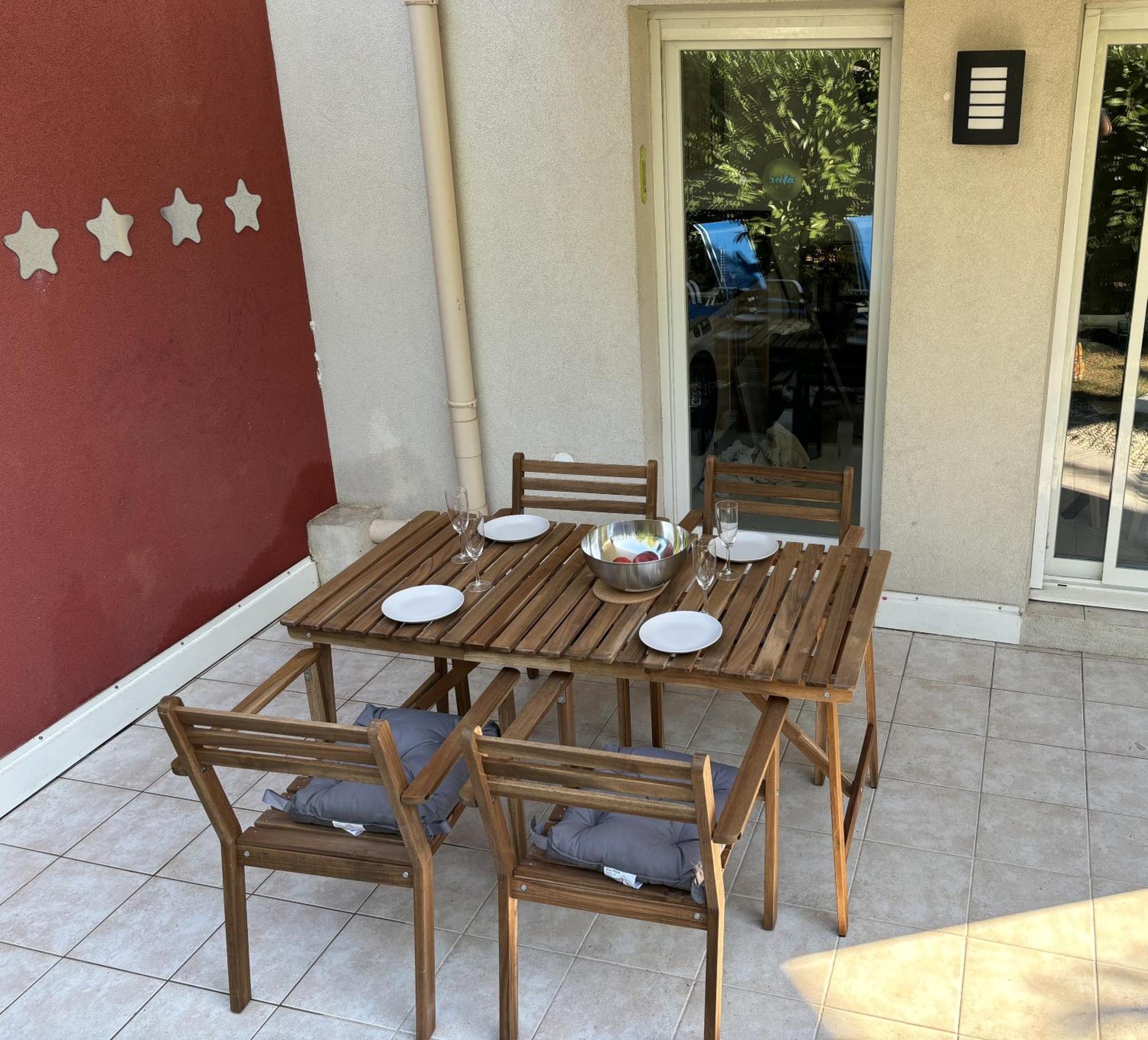 Beachside Apartment With Pool & Garden In Juan Les Pins Antibes Eksteriør bilde